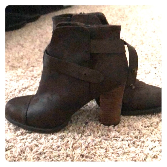 Crown Vintage Shoes - Crown Vintage Brown Booties 8.5